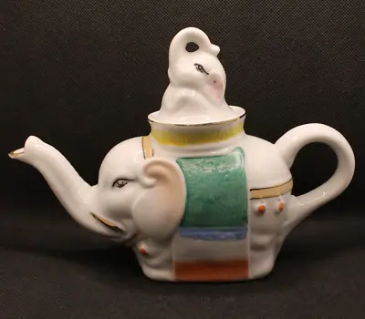 Vintage Elephant Shaped Porcelain Tea Pot Chinese 8  Long Baby Lid • $12.25