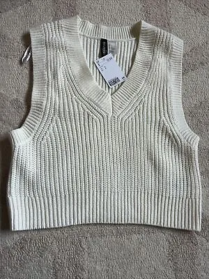 H&m Womens Sweater Vest • $8