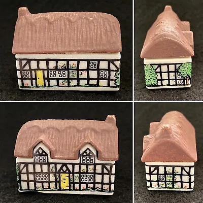 Wade Whimsies Minature England Figurine Porcelain Village Cottage Home! 922 • $10