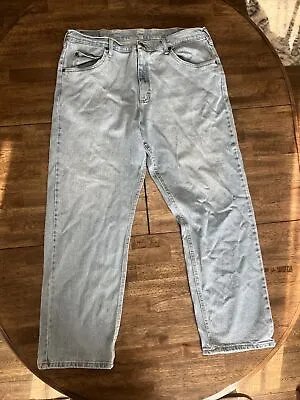 Wrangler Men's Light Wash Denim Blue Jeans 36X30 Regular Fit EUC - • $12.99