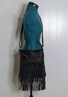 100% Genuine Leather Fringed Crossbody Bag. Medium Size.  • $70