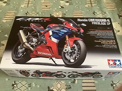 Tamiya Honda CBR1000RR-R FIREBLADE SP  Motorcycle Model Kit 141388 1:12 • £34.75