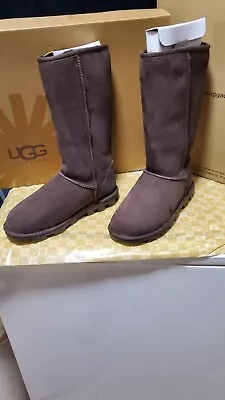 Ugg Essential Boot Long Size 9 • $90