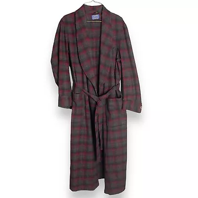 Vintage Mens Robe Pendleton Wool Size Medium Tartan Red Green Plaid USA Made • $42.50