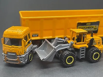 Matchbox Ford Cargo & Mbx Dump Trailer With Quarry King - Mint • £11.95