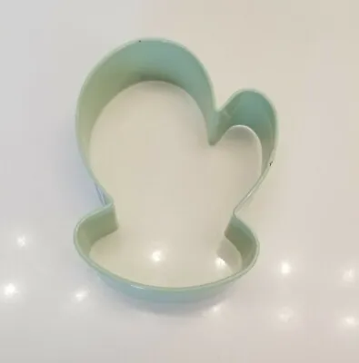 Mitten Glove Cookie Cutter Christmas Winter Holiday Cold Snow 3.75 Inch  • $4.01