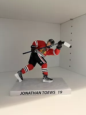 Jonathan Toews McFarlane CL  #343/1000 NHL 24 • $30