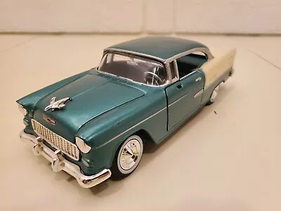 1955 8  CHEVY BEL AIR 1:24 DIECAST MODEL TOY CAR 68033 MOTORMAX Green Beige • $9.99