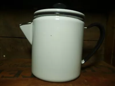 Vintage White Enamel Coffe/Tea Pot. 7 1/2  X 5 1/4  • $29.95