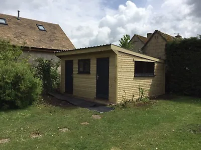 15ftx15ft 4.5mx4.5m Insulated Cabin Office Summerhouse Mancave Guest Bedroom • £9950