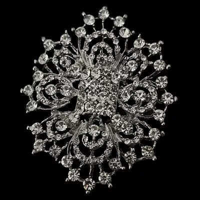 Vintage Silver Tone Unsigned Rhinestone Crystal Ice Brooch Pin • $26.71