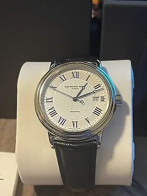 Raymond Weil Men's Automatic 26 Jewel Silver Watch 2837-stc-00658 • $435