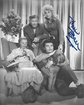 Max Baer Jr The Beverly Hillbillies Original Autographed 8x10 Photo #21 • $49.99