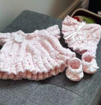 £2.99 • Buy Hand Knitted Dolls Clothes To Fit Doll 10”doll
