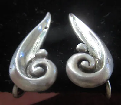 VINTAGE MARGOT De TAXCO MEXICO STERLING EARRINGS  1.10 INCHES SCREW BACK • $59.50