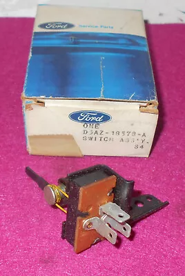 1974 1975 1976 1977 1978 Ford Mustang II NOS HEATED BACK WINDOW DEFROST SWITCH • $79