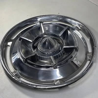 1961 Buick Electra Invicta LeSabre Deluxe Hubcap D2 • $28.95