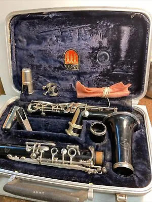 Vintage Conn Model 16 Clarinet With Case • $139