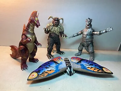 BANDAI 2019 MechagodzillaRainbow MothraKing Caesar & ‘02 Titanosaurus Toho  • $75