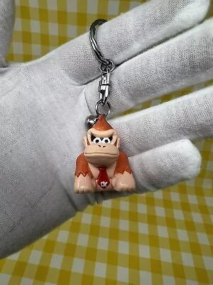 Vintage 1996 Donkey Kong Country Sofubi Vinyl Nintendo Rare UFO Prize Keychain • $40.07