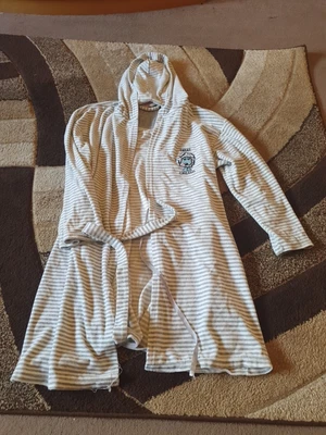 £3 • Buy Ladies Size 10/12 Dressing Gown