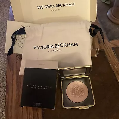 RARE Victoria Beckham Estée Lauder Highlighter Modern Mercury  & VB Beauty Bag • $59.99