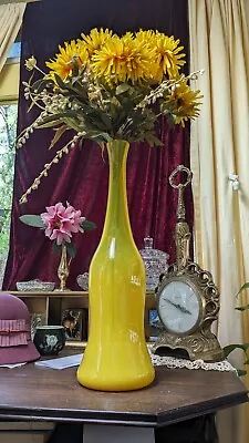 BELL SHAPE Hand Blown LARGE YELLOW Glass Vase MURANO OR TACOMA ART GLASS STUDIO? • $29.99