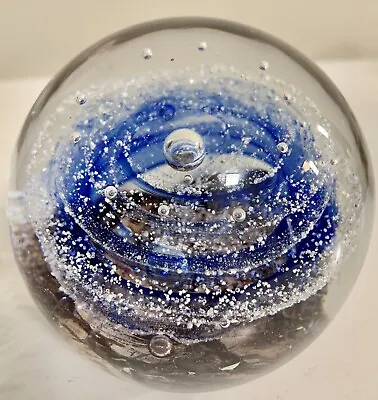 EXTRAORDINARY Handcrafted Blue Swirl Bubbles Art Glass PAPERWEIGHT 3.5”W • $10.99