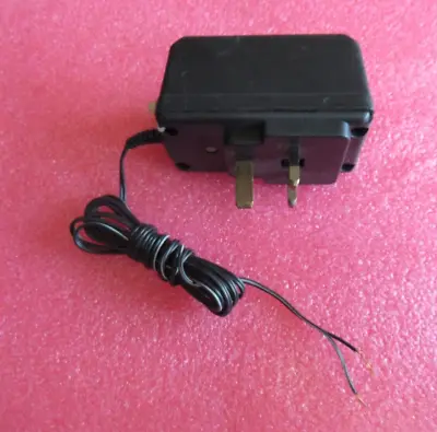 Fujitsu 3HEM-00418AAE-BP UK Plug AC Power Adapter 10W 18.5V 500mA • £24