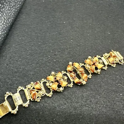 Vintage Baby Tooth Stone Bracelet Gold Tone • $35