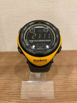 Suunto Vector Yellow Core Regatta • $144