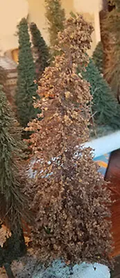 G Scale 10  Autumn Rust Pine Tree • $9