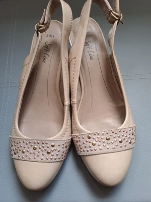 £4.99 • Buy Ladies Beige SoftLine By Jana Shoes Size 39H (6E)