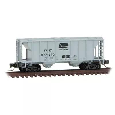 Z Scale MTL Micro-Trains 53100352 PC Penn Central 2-Bay Covered Hopper #877242 • $28.95