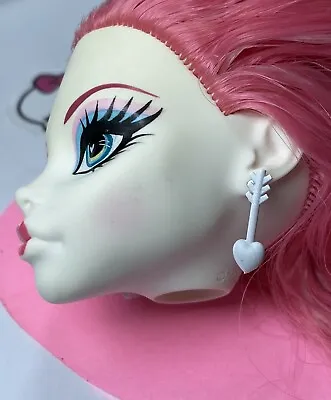 Monster High  Sweet 1600 C.A. Cupid 2011 SINGLE EARRING Accessory Part - Read • $12.31