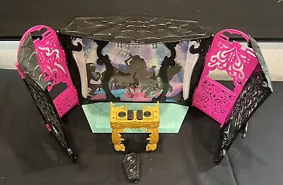 Monster High 13 Wishes Party Lounge Used Incomplete • $15