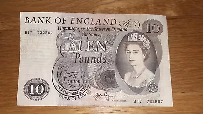 Bank Of England Ten Pound Note B17 • £12