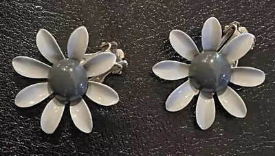 Vintage Clip On Grey Earrings Flower Daisy Enamel Metal 50s Retro • $10