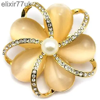 £5.39 • Buy New Gold Flower & Pearl Brooch Diamante Crystal Wedding Party Bridal Gift Broach