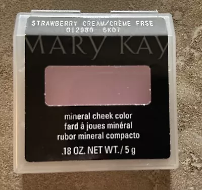 Mary Kay Mineral Cheek Color Strawberry Cream. Discontinued New • $16