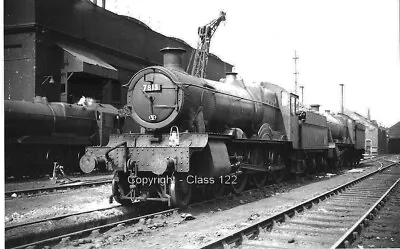 PHOTO - GWR 'Manor' 4-6-0 No.7813 'Freshford Manor' At Old Oak Common • £1.99