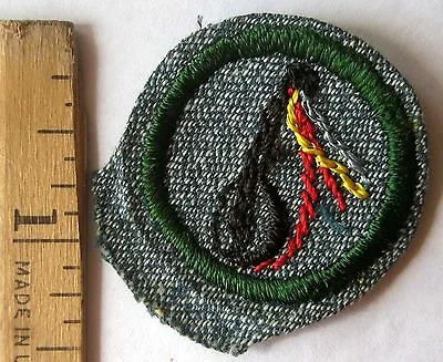 Vintage Girl Scout 1938-1947 MINSTREL BADGE Lute Lyre Banjo Guitar Music Patch • $8.50