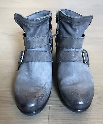 Miz Mooz NYC Spencer Gray Booties Size 39 Wide • $39.95