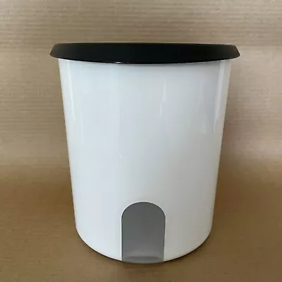 Tupperware Canister One Touch Reminder Window 17 Cup 'D' White Black Seal New • $19