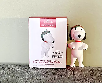 Hallmark 2022 Peanuts Snoopy In The Macy's Thanksgiving Day Parade Ornament • $15.99