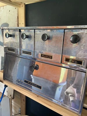 $85 • Buy Vintage Metal Tin Bread Box