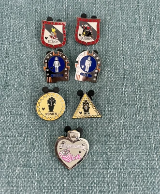 $49.99 • Buy Disney Hidden Mickey Restroom Bathroom Sign 7 Pins 2016 W Cheshire Cat Completer