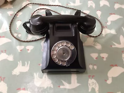 £50 • Buy Bakelite Old Fashioned Dial Telephone