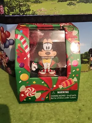 DISNEY Vinylmation 3  Park Set 1 Christmas Holiday Goofy Event New  • $11.99