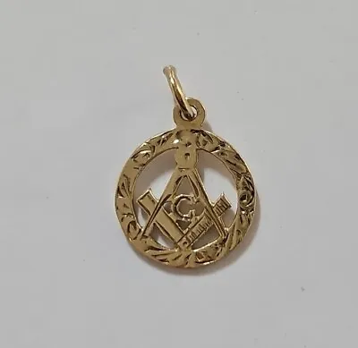 9ct Yellow Gold Masonic Charm Round Pendant • £70